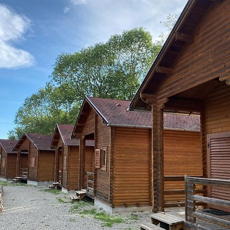 Gyopar Wooden Houses Izvoare  Zewnętrze zdjęcie
