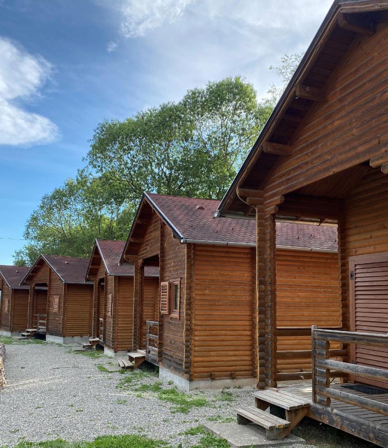 Gyopar Wooden Houses Izvoare  Zewnętrze zdjęcie