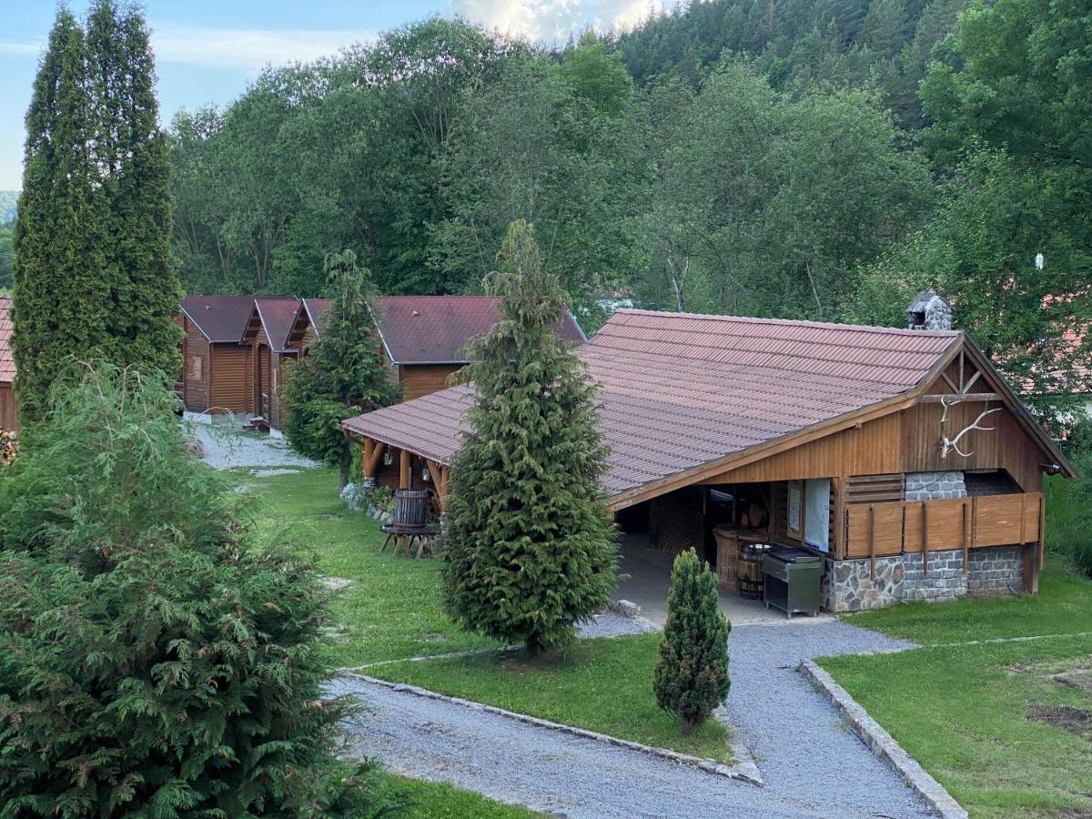 Gyopar Wooden Houses Izvoare  Zewnętrze zdjęcie